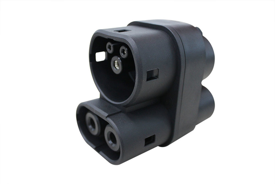 Aufladungskabelverbinder CCS2 125A 500V EV dem Schwarzen zu des Adapter-CCS1