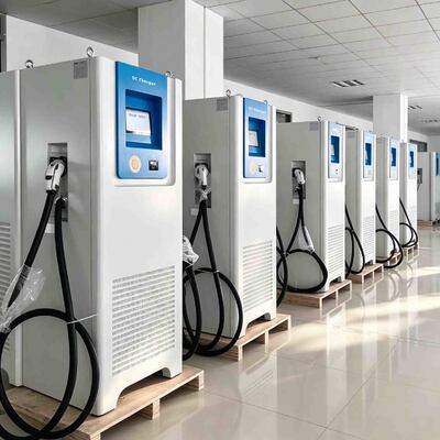 kaufen 60 kW-120 kW Gleichstrom-Schnellladestation für Elektrofahrzeuge mit CCS-GBT-Doppelstecker on-line-Fertigung