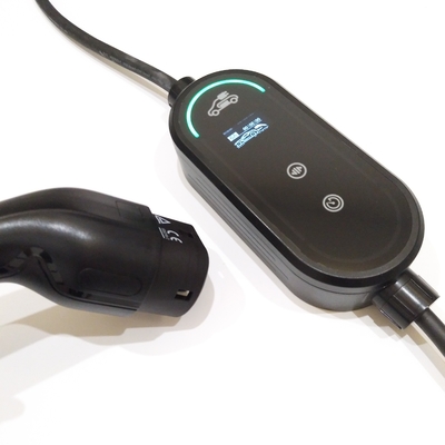 Guter Preis AC EV Portable Charger 3.6kW 7.4KW 11KW mit Stromanpassung Online