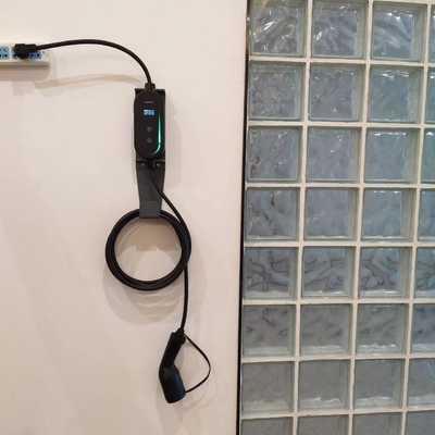 Guter Preis 7.4kW 32A Portable EV Charger with IP67 & Delay Charging Online